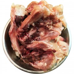 Nutriment: DOG: FRESH CHICKEN CARCASSES - 700g Nutriment: DOG: FRESH CHICKEN CARCASSES - 700g